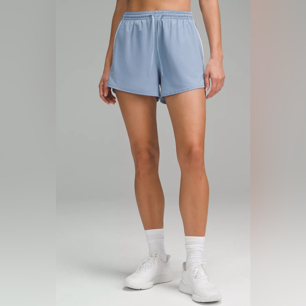 Lululemon relaxed short
